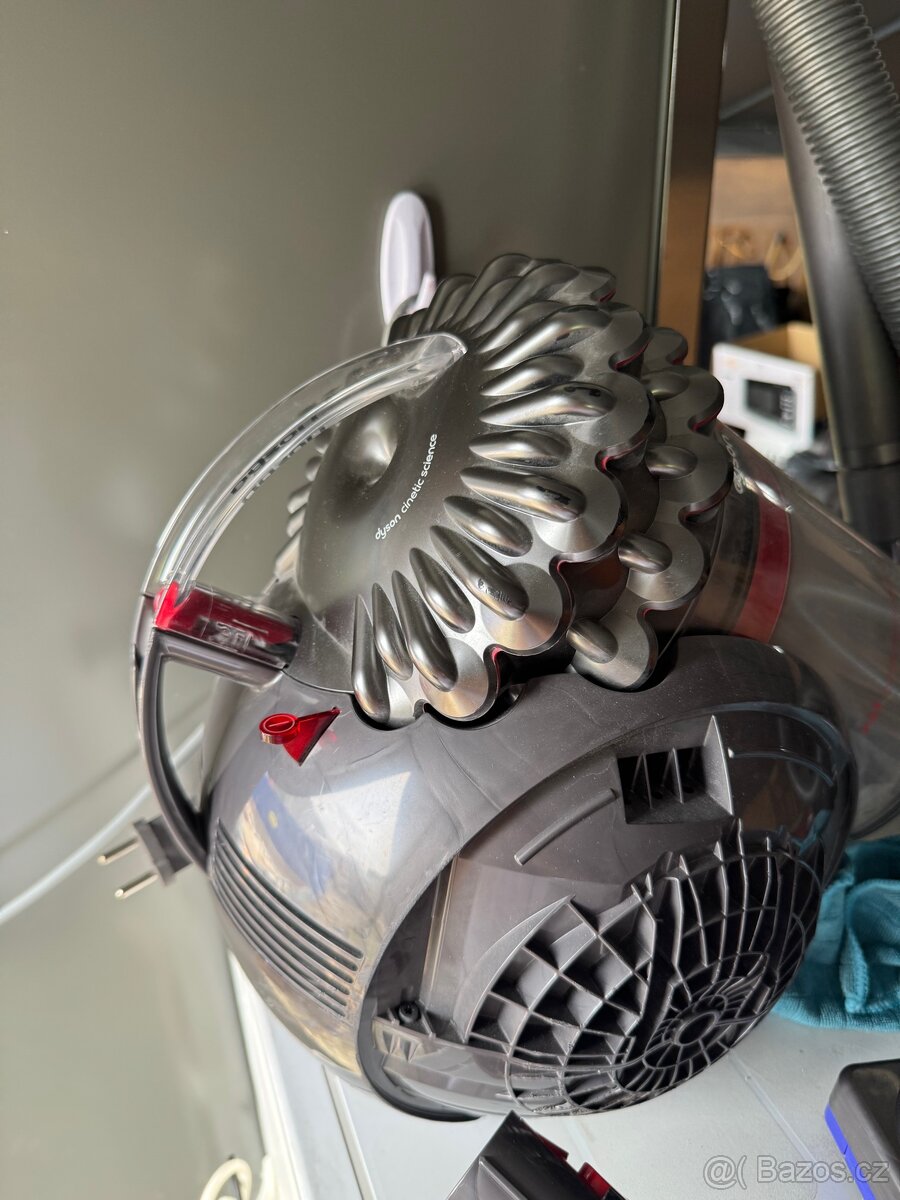 Vysavač dyson cinetic bit bal animal - 5