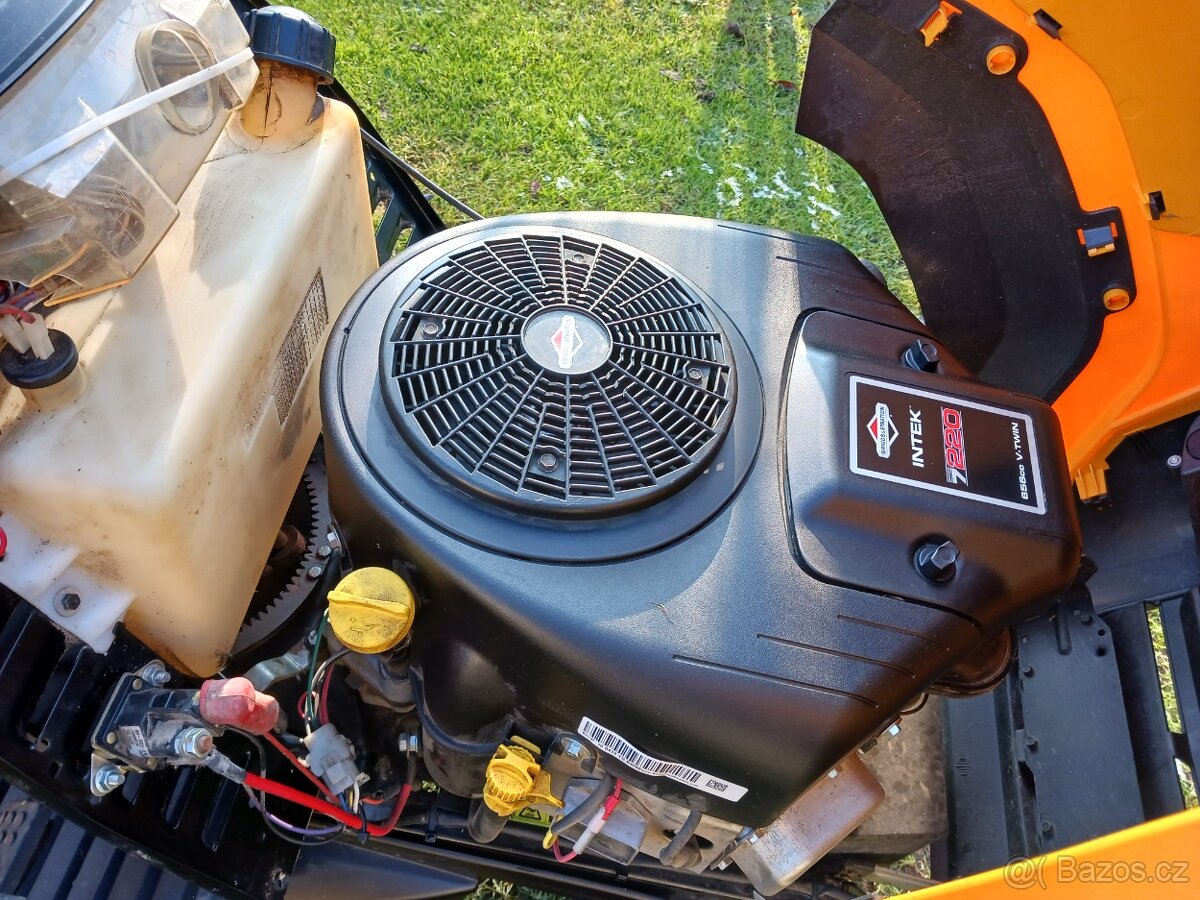 Zahradní traktor Stiga Estate 6102 HW - 5