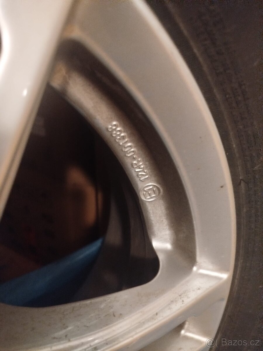 Ssangyong Tivoli zimní pneu 5x112 - 5