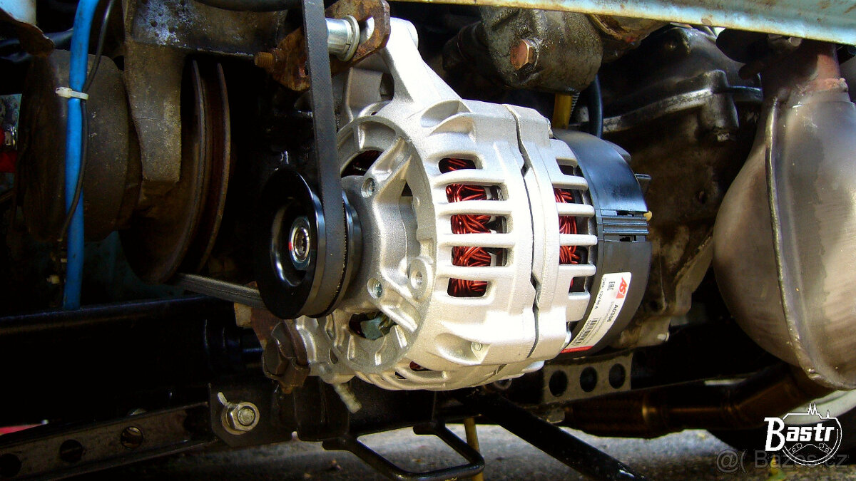 Nový alternátor Trabant 12V/70A - 5