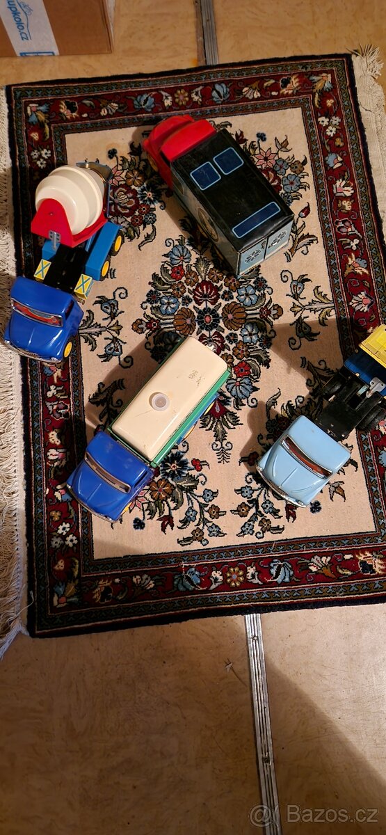 Tatra 138 Kaden, Mrazirny - 5