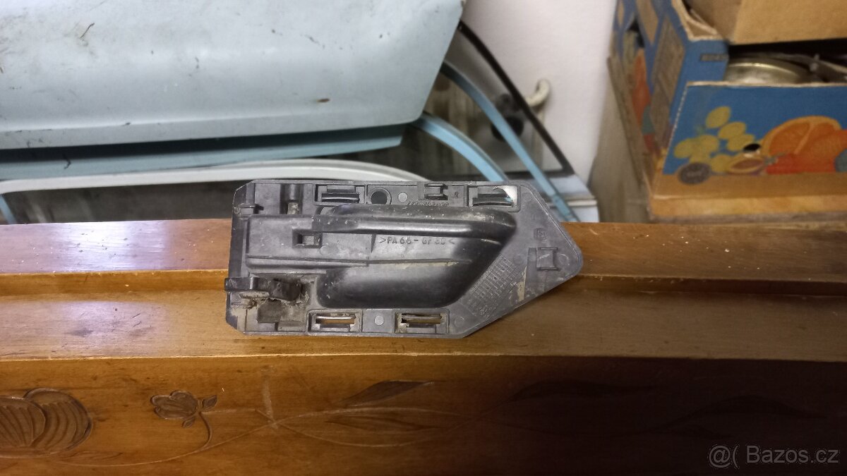 Toyota Celica T18, pár dílů - 5