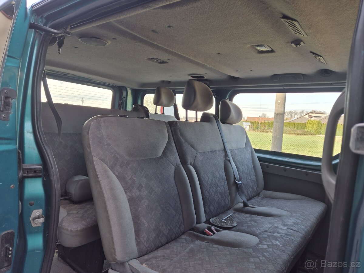 Opel Vivaro long , Renault Trafic 2.5 dci r.v 2006. - 5