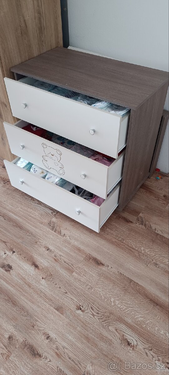 Postýlka + přebalovák s úložným prostorem - 5