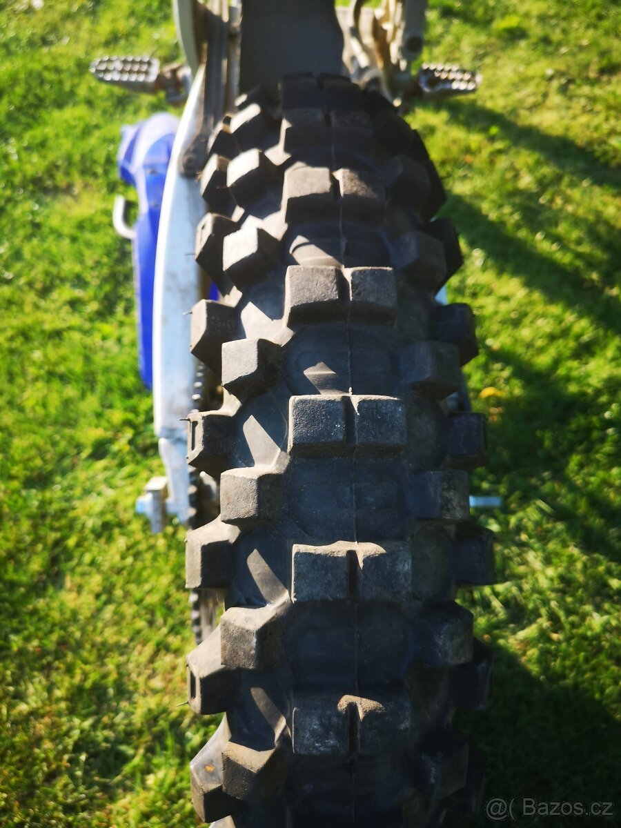 Rám Yamaha YZ 450f, r. v. 2012, na stavbu elektro.