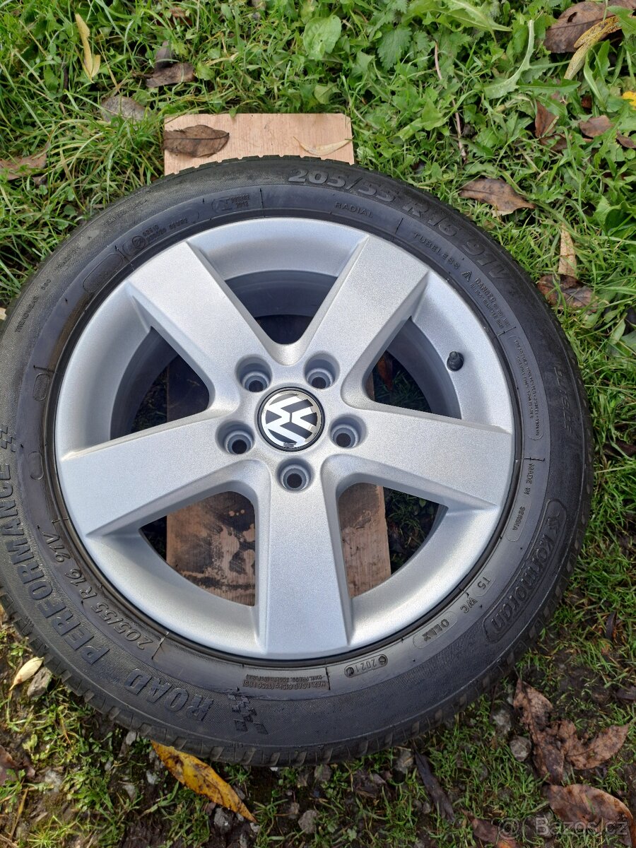 Alu kola 5x112 originál VW 205/55 R16 - 5