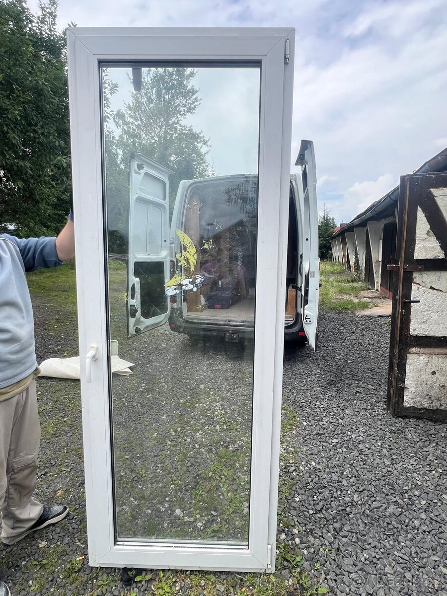 Okna PVC bílá (dvojsklo) plně funkční - 5