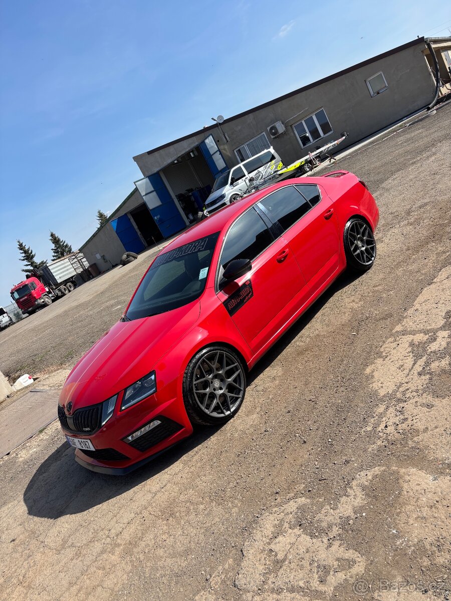 Skoda Octavia 3 rs facelift - 5