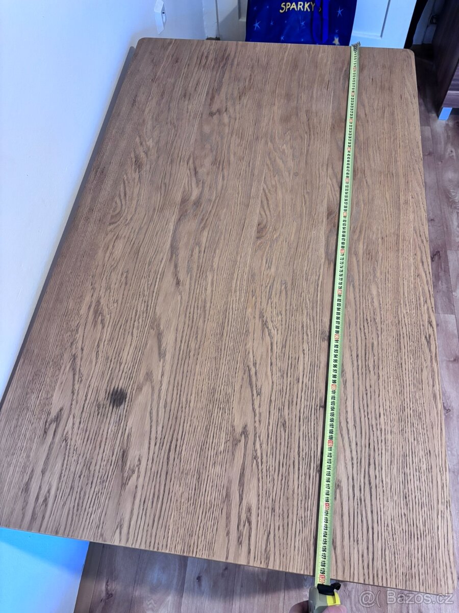 Stůl ze série Tonstad Ikea - 5