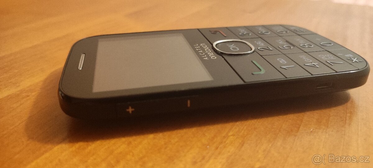 Telefon pro seniory Alcatel OneTouch 2004G - 5