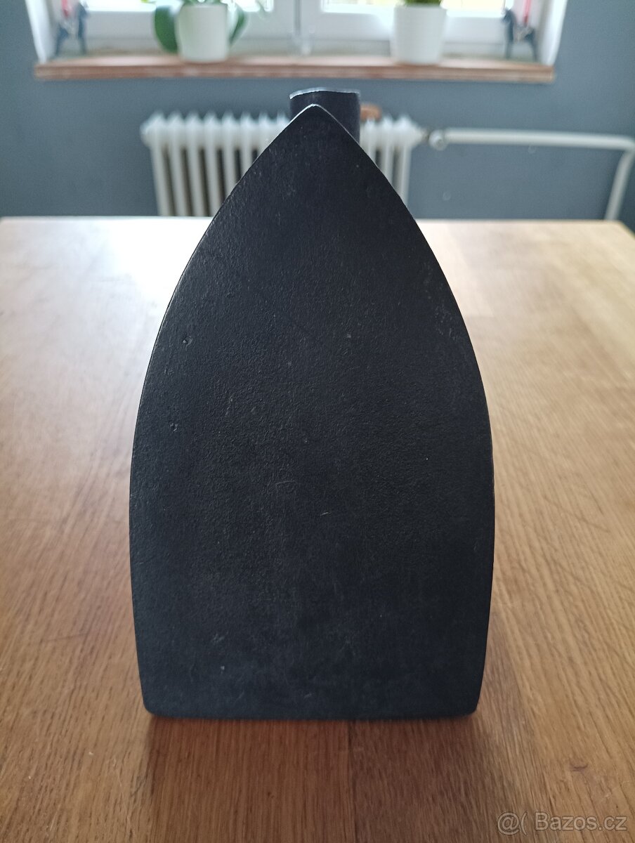 STAROŽITNÁ NAHŘÍVACÍ ŽEHLIČKA UNIC 19. STOL. FRANCIE - 5