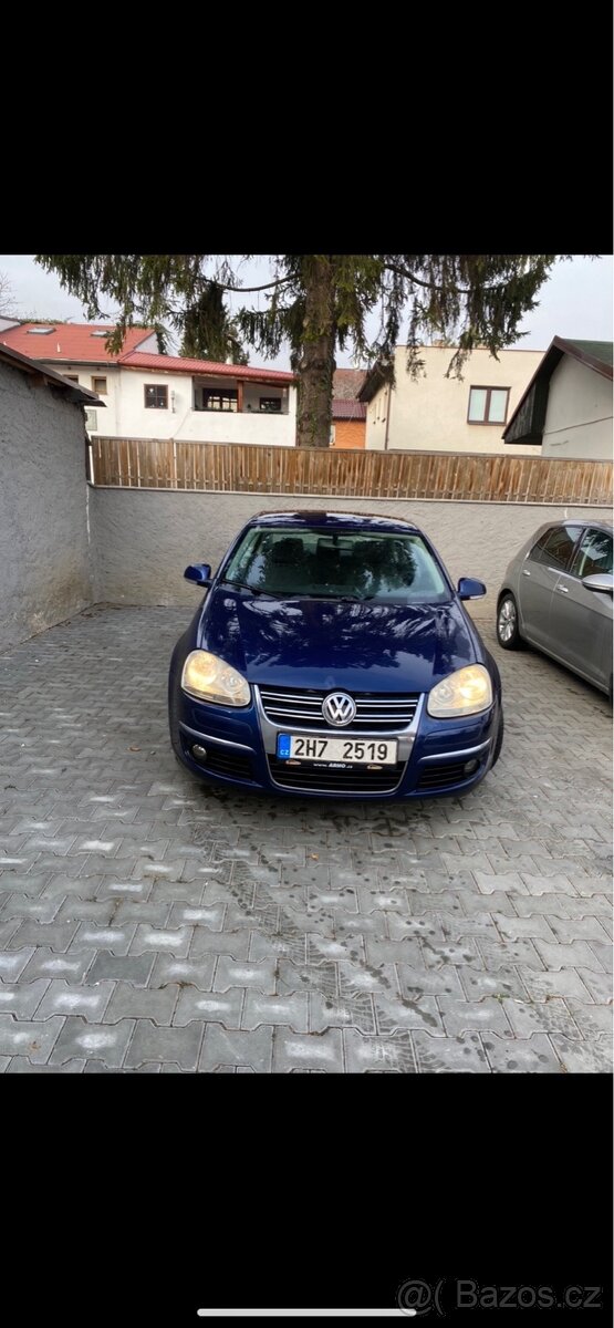 Volkswagen Jetta Mk5 2.0 TDI. 103 Kw - 5