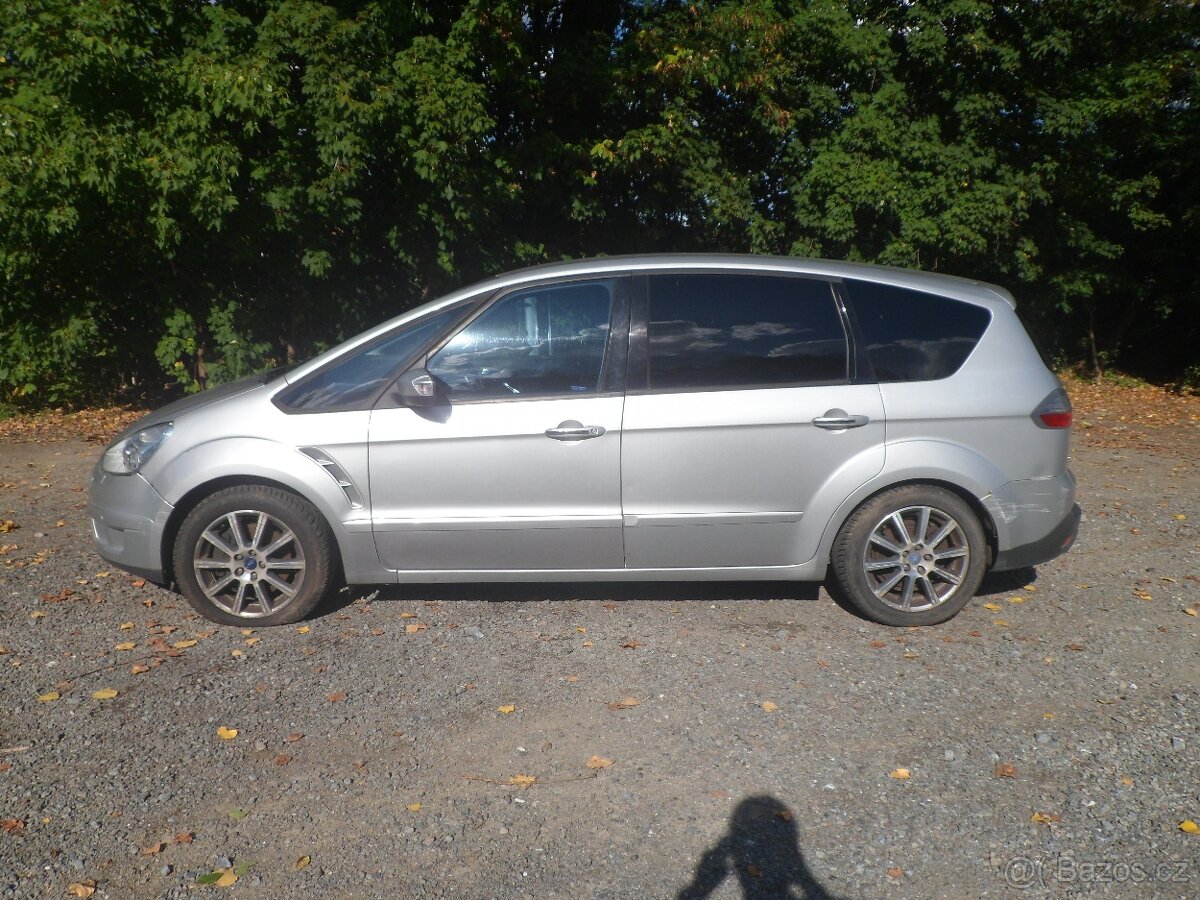 Ford S-max 2.5T - 5