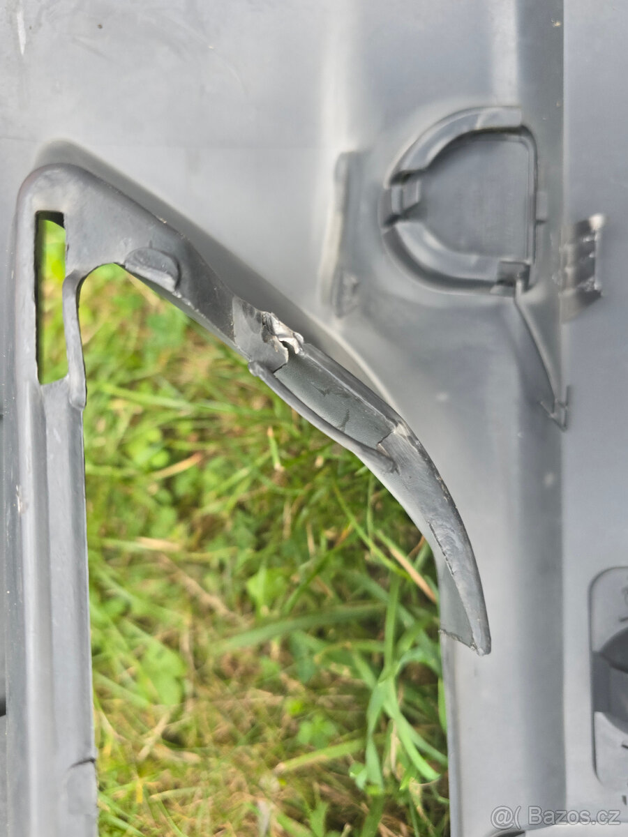 Prodám nárazník na Mercedes-Benz Sprinter - 5