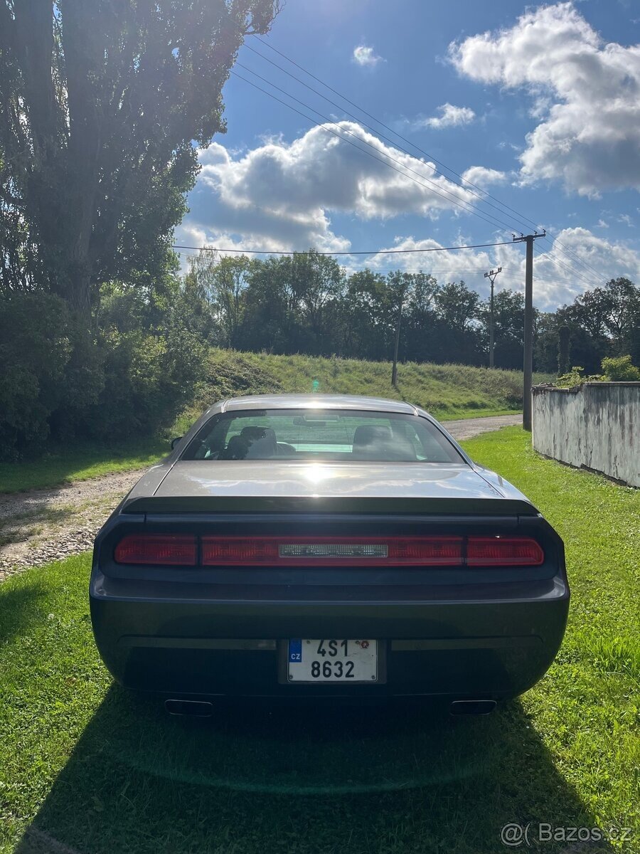 PRODÁM DODGE CHALLENGER 3.6, NOVÝ V ČR - 5