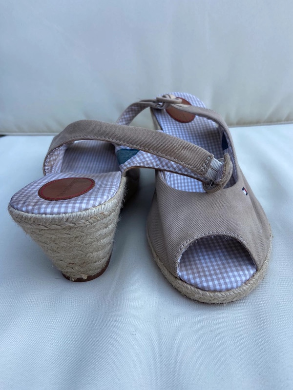 Krásné sandály Tommy Hilfiger na platformě, 39 - 5