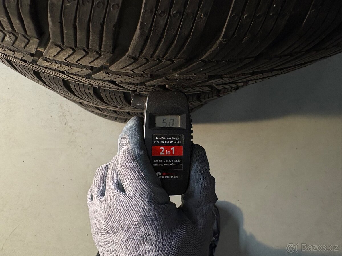 Zimní pneu Barum 215/65R16 - 5