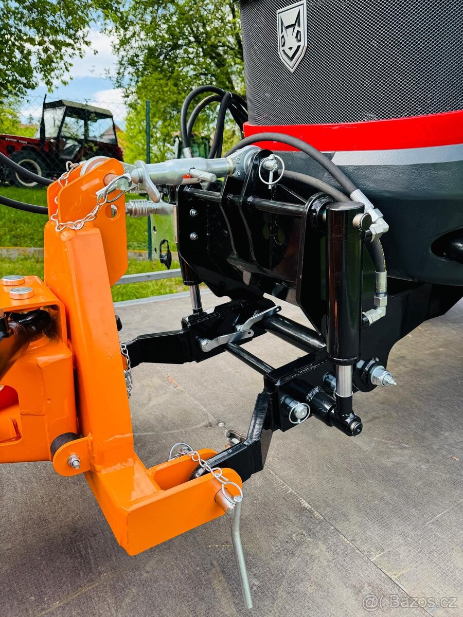 Traktor CARON AR100 s čelním 3-bodovým závěsem - 5