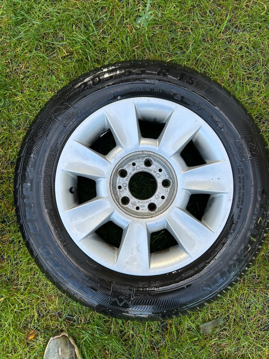 BMW E 39 15” 205/65/15 zimni origina alu disky - 5