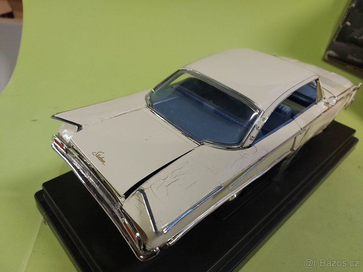 1:18 Ford Starliner 1960, firma ERTL - 5