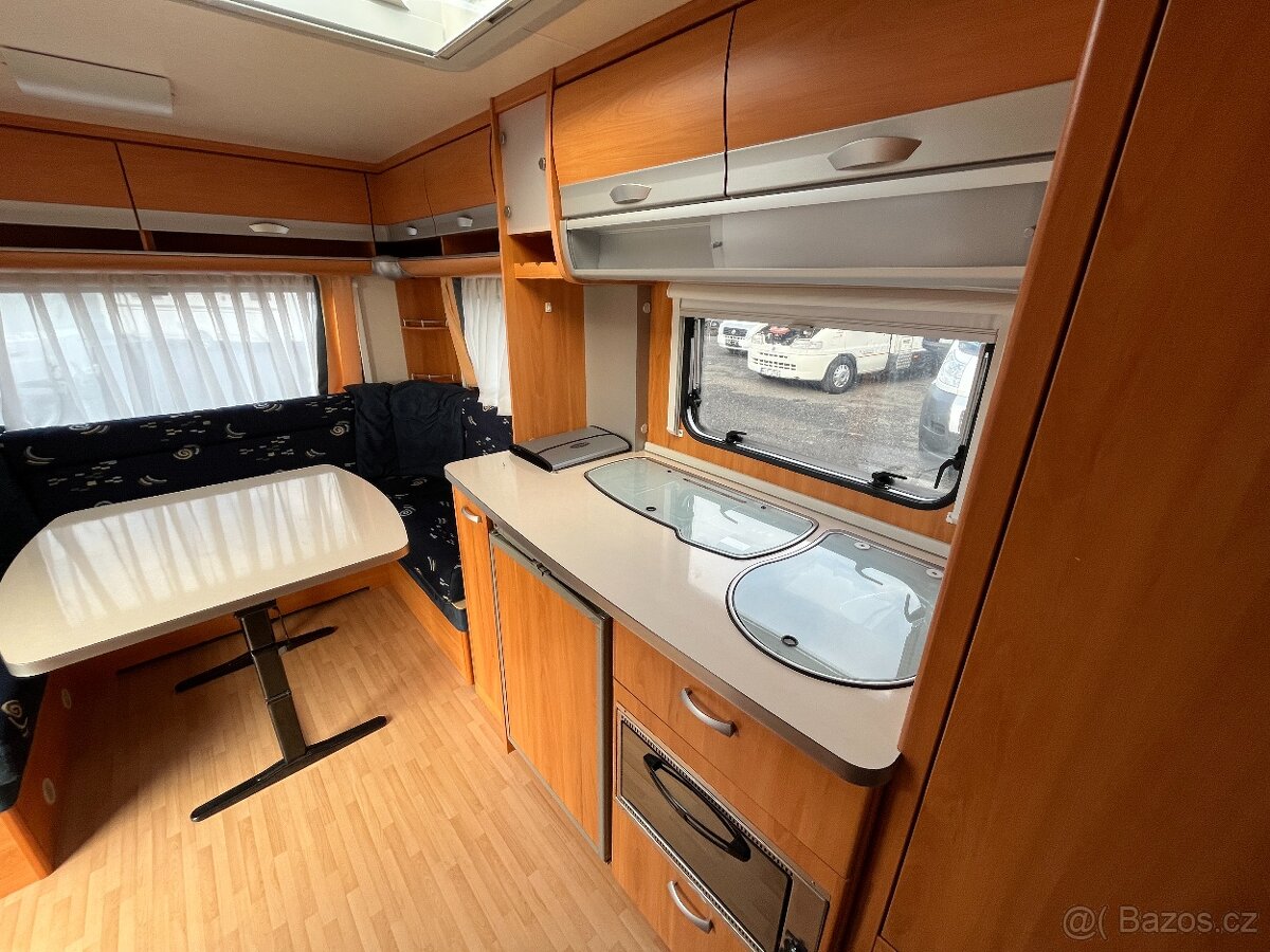 Karavan Wilk 520, předstan Isabella, 2009 - 5