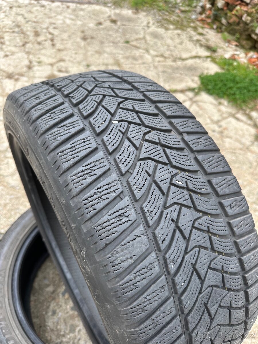 Zimní pneu Dunlop 235/45 R18 - 5