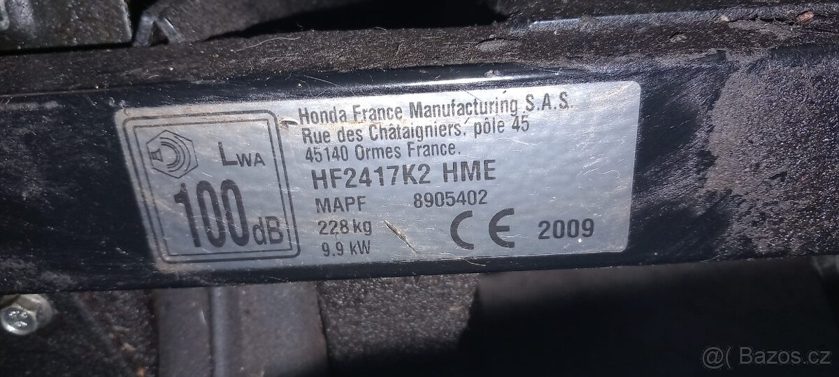 Traktůrek Honda V-twin - 5