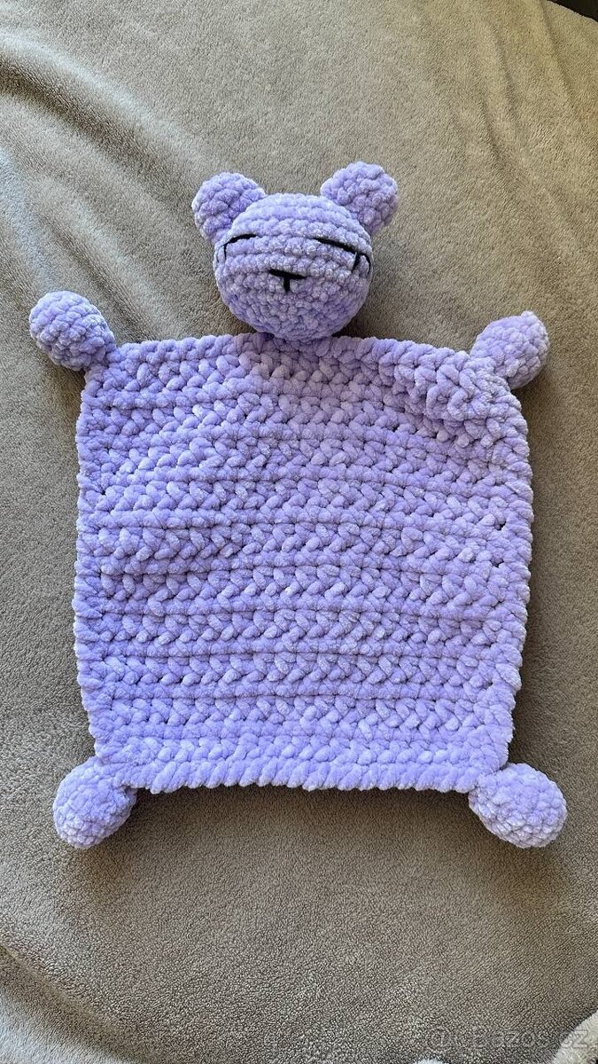 Háčkovaný muchláček - 5