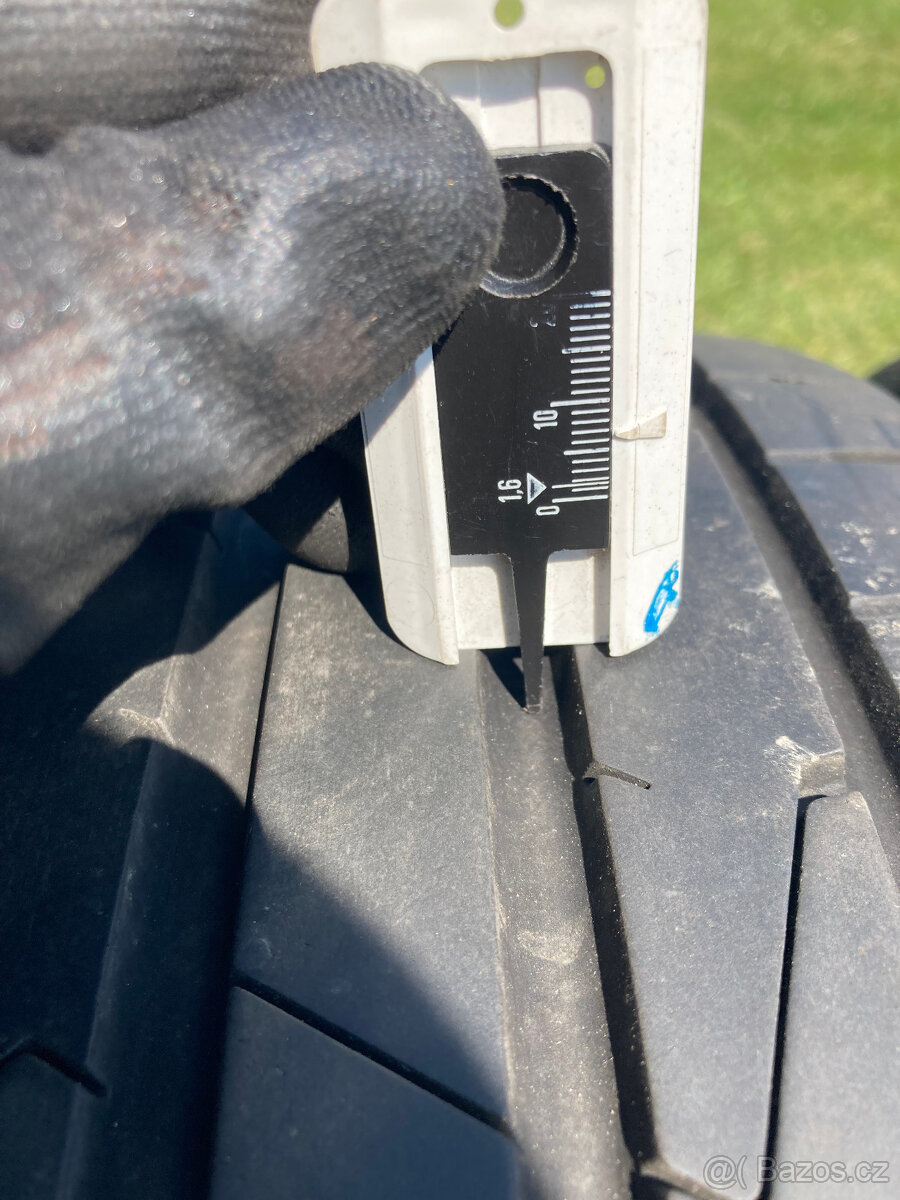 Prodám 2ks pneu Hankook Ventus Prime 3 - 5