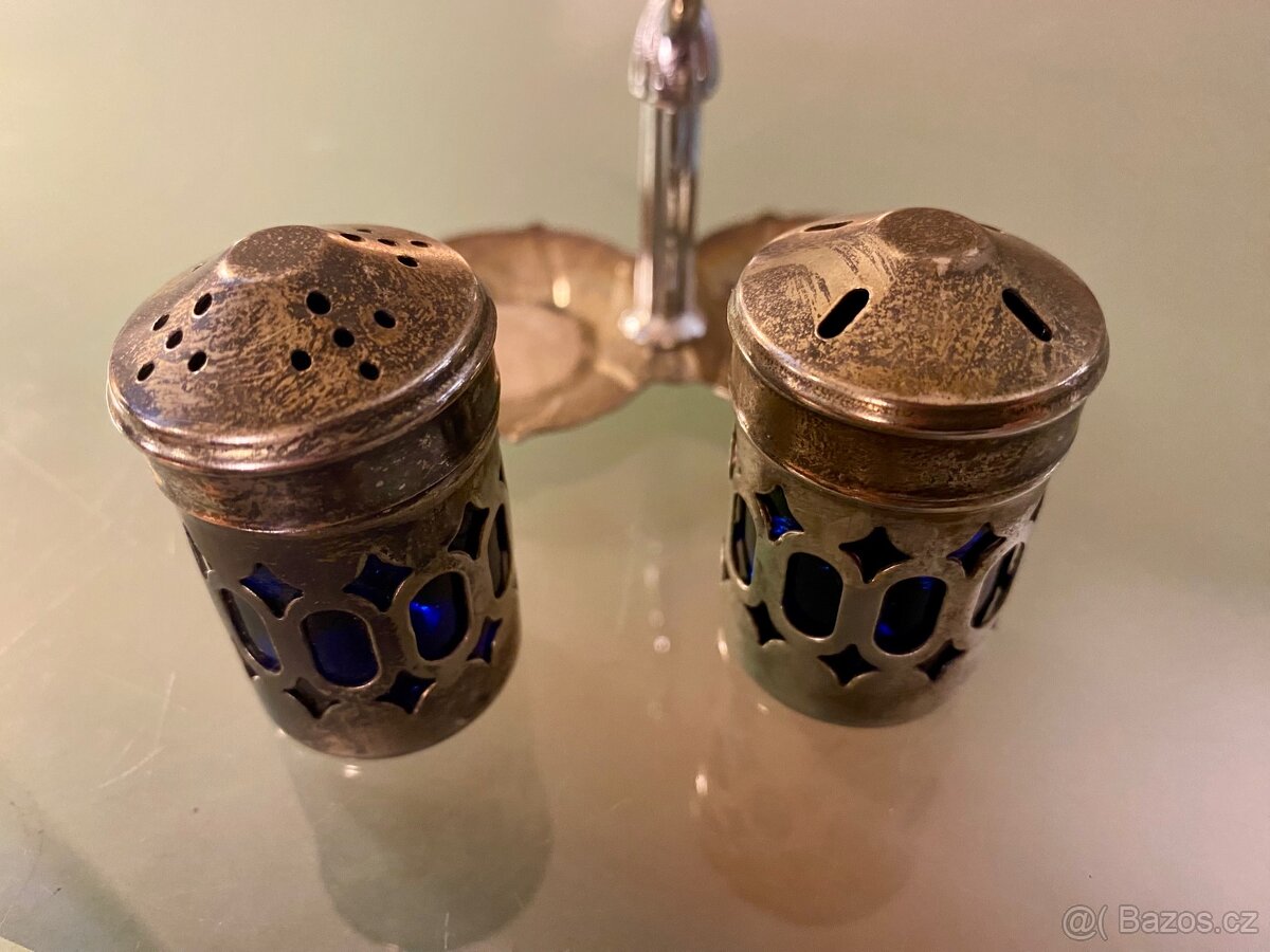 Starožitné Modré Skleněné Slánky A Pepřenky - 5