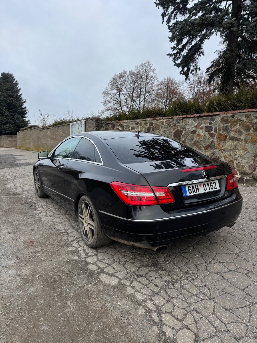 Mercedes-Benz E350 CDI Coupé 170 kW – AMG Paket – RWD - 5
