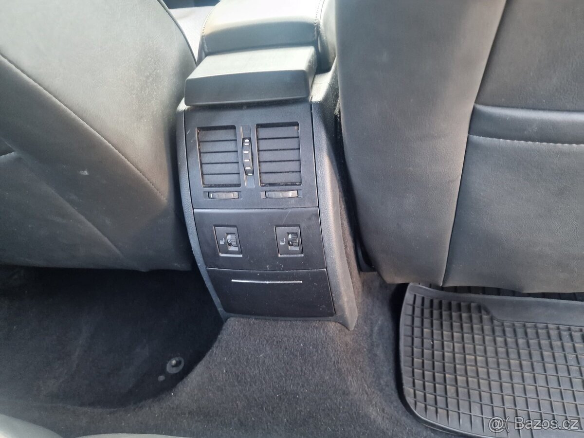 Škoda Octavia combi 2 RS 2.0TDi 125Kw STK 25/11 Obsah 1 968 - 5