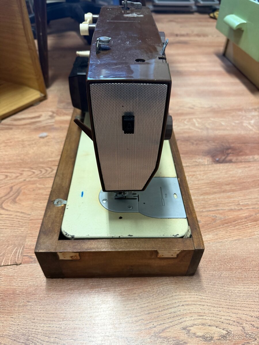 Šicí stroj VERITA - 5