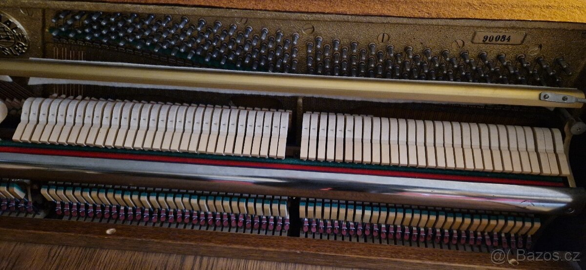 Piano Rösler - Petrof - Dub - 5