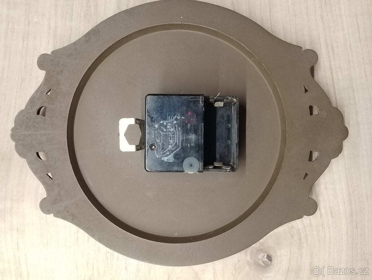 HODINY NÁSTĚNNÉ STAROŽITNÉ - 5