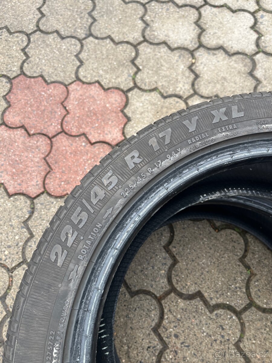 Letní pneu 225/45/17 - 5