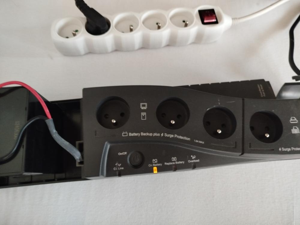 APC CyberFort 350 UPS - 5