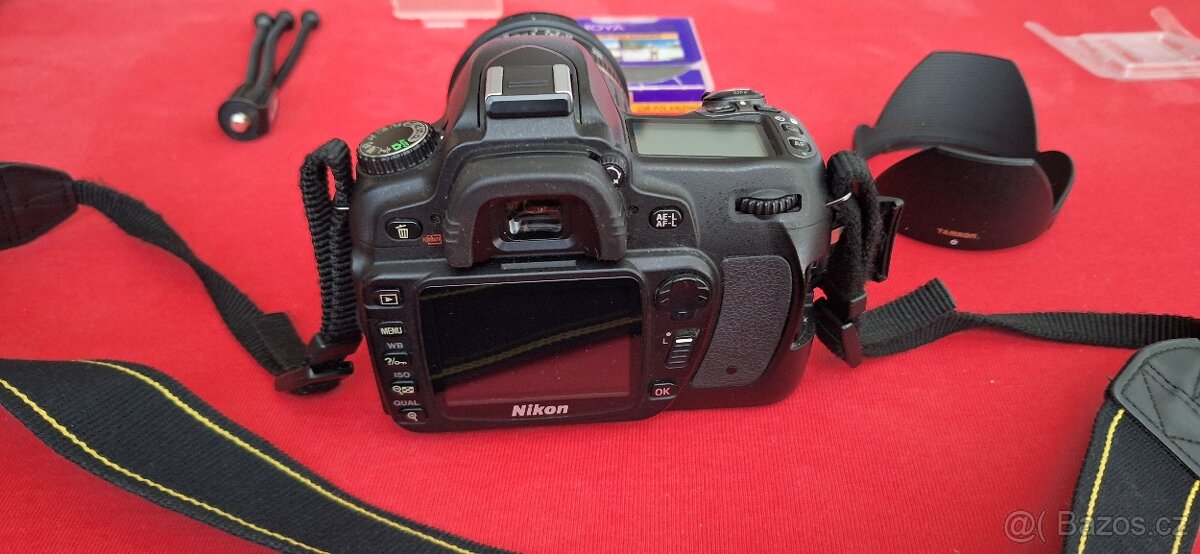 Nikon D80, Tamron 17-50 2.8 Vaguard batoh - 5