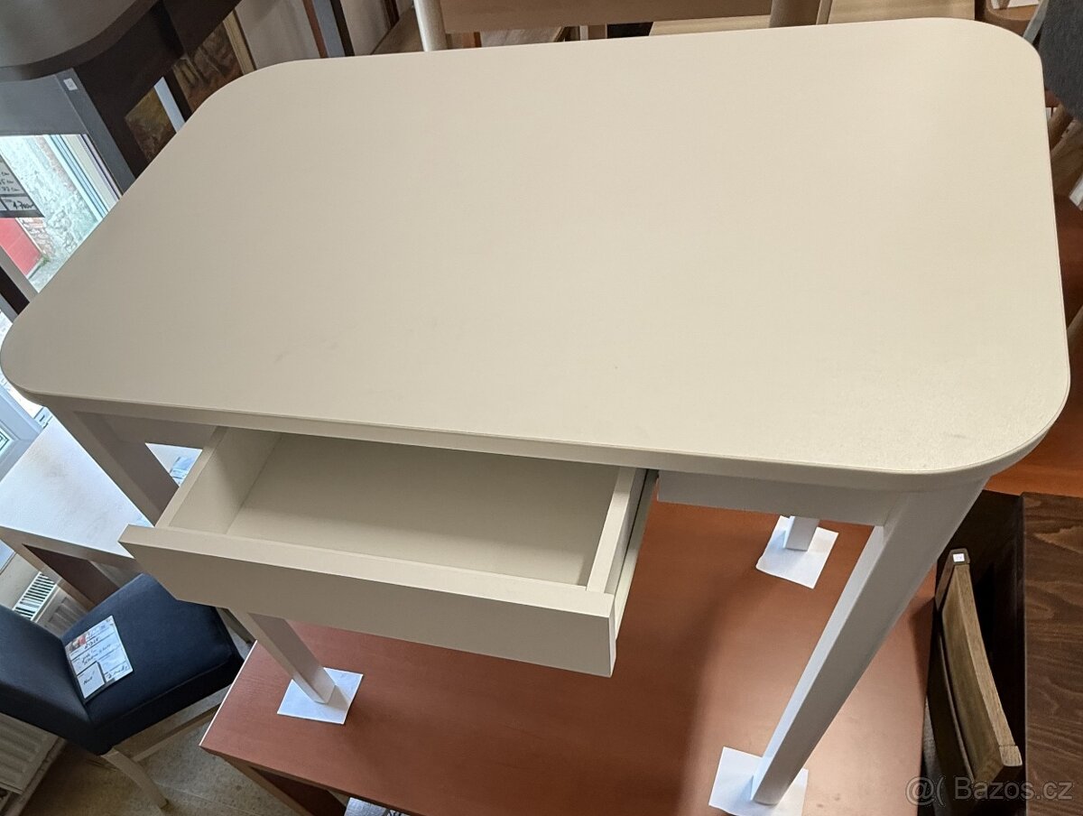 Nový jídelní stůl - 5