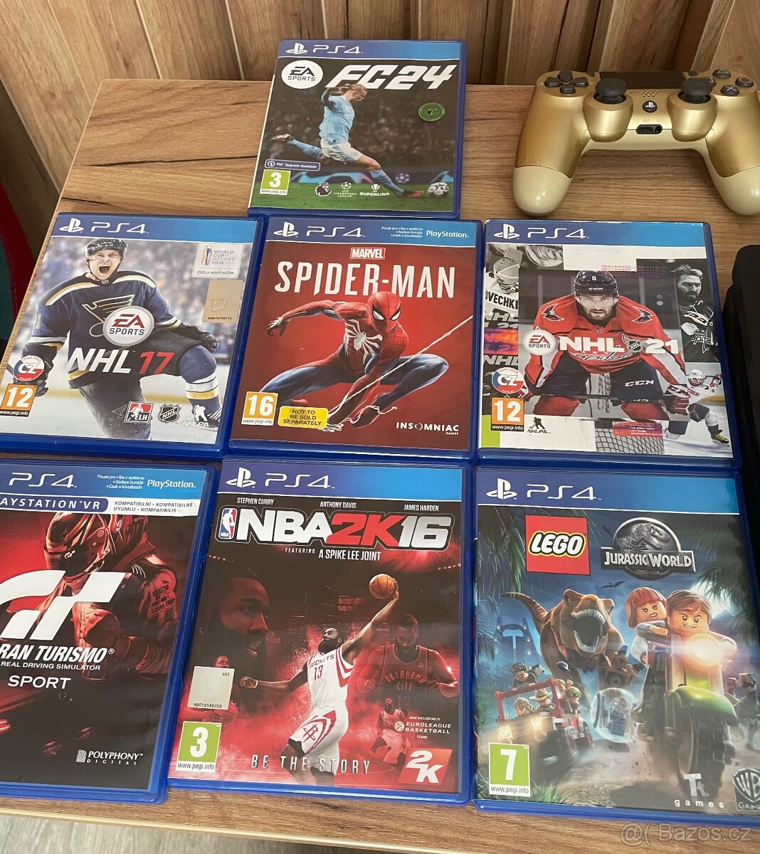 PlayStation 4 + 2 ovladače +hry - 5