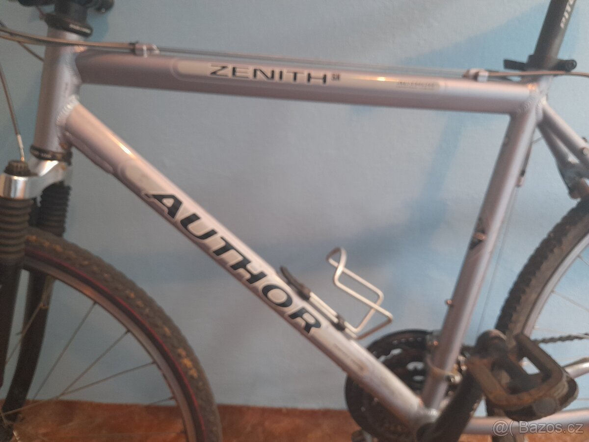 Author zenith-trekove kolo - 5