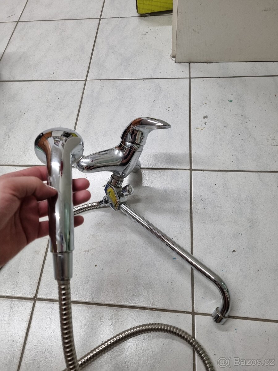 Baterie do vany s ruční sprchou - 5