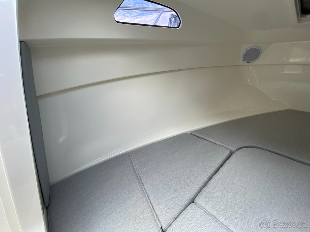QUICKSILVER 555 CABIN - 5
