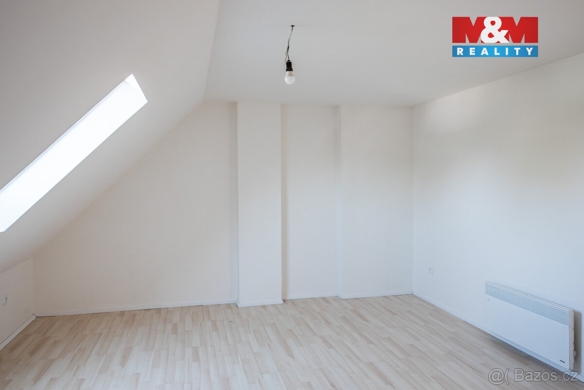 Pronájem bytu 4+kk v Pardubicích, ul. U Trojice - 5