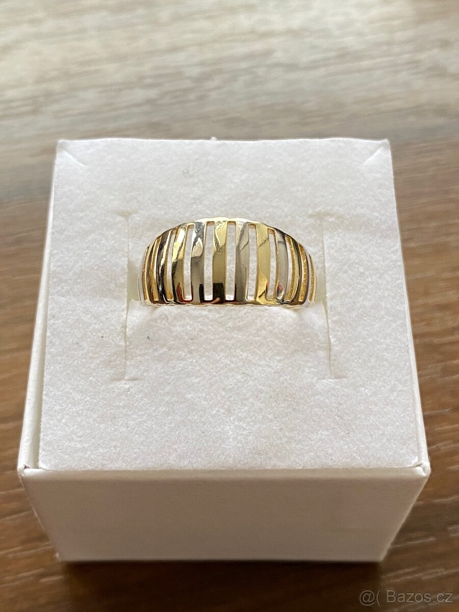 Zlatý dámský prstýnek - 5