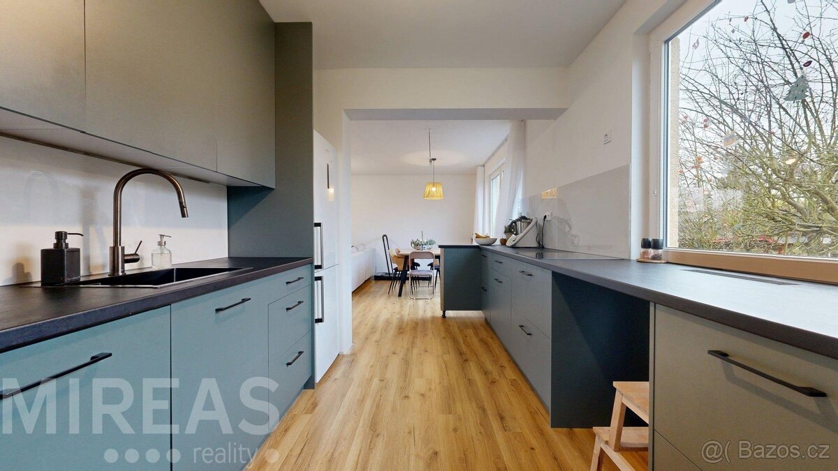 Sovínky, pronájem RD 4+1, 148 m2, na pozemku 692 m2, okr. Ml - 5