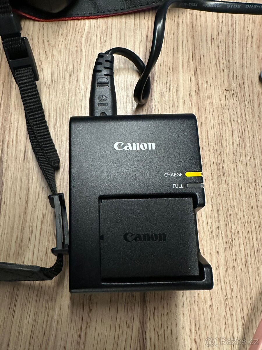 Canon EOS 1300D - 5