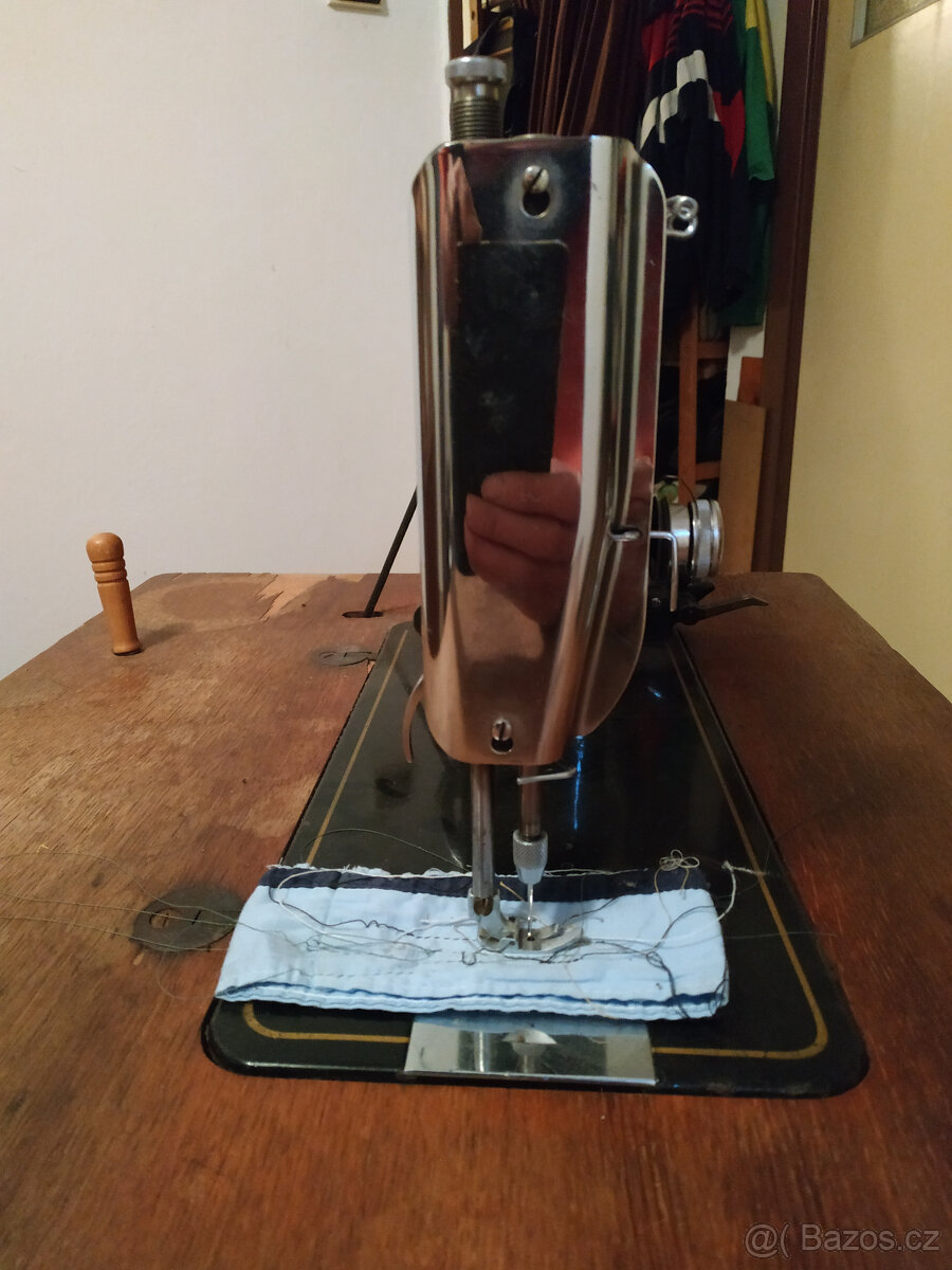 Prodám šicí stroj - 5