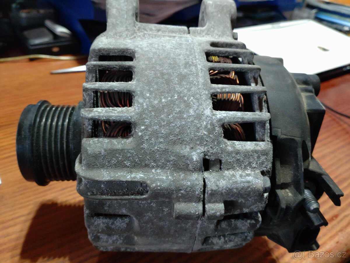 Ford Galaxy rv. 2008 - 2013 - alternátor - 5