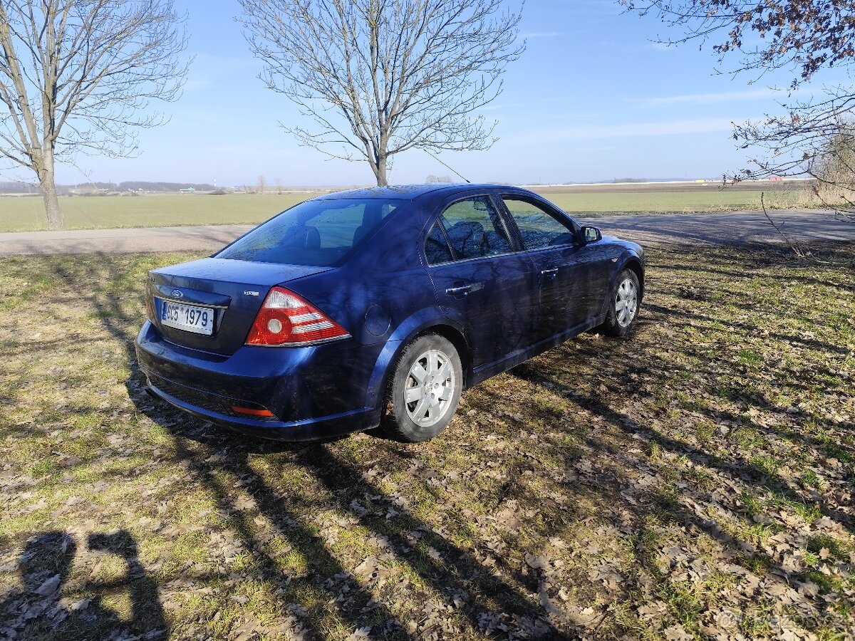 Mondeo mk3 2.2 114kw St-packet sedan - 5